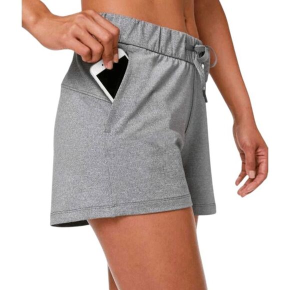 LULULEMON ATHLETICA On The Fly Short '2.5" In Heathered Slate Size 12 - Picture 2 of 7